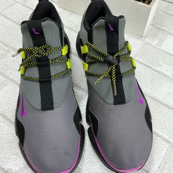 Nike Gray and Black Men's Shoes with Purple and Yellow Accents - Picture 2 of 6